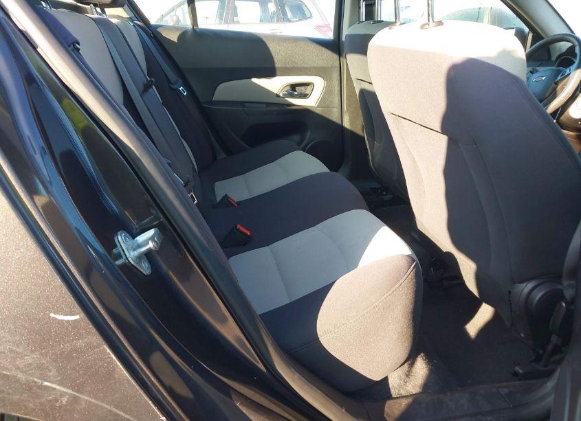 Photo 8 of 2014 Chevrolet Cruze (VIN 1G1PA5SG1E7132260)