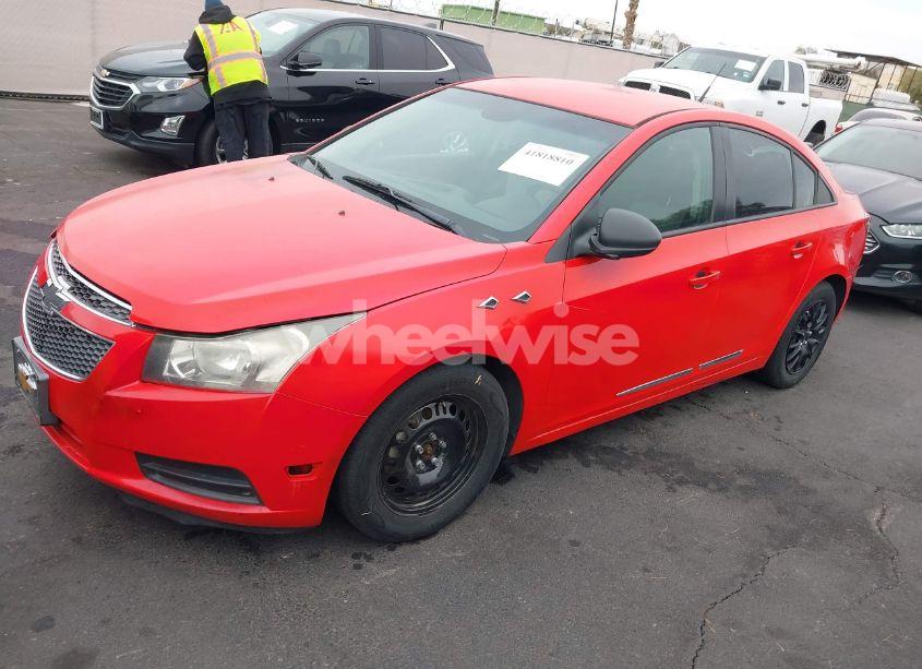 Photo 12 of 2014 Chevrolet Cruze LS AUTO (VIN 1G1PA5SG1E7182561)