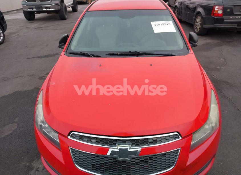 Photo 6 of 2014 Chevrolet Cruze LS AUTO (VIN 1G1PA5SG1E7182561)