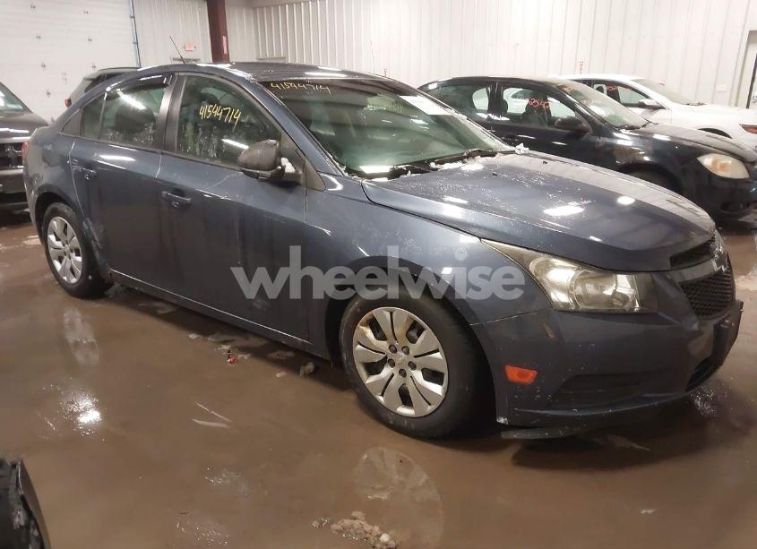2014 Chevrolet Cruze LS AUTO (VIN 1G1PA5SG1E7239423) main photo