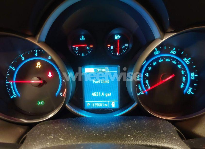 Photo 7 of 2014 Chevrolet Cruze LS AUTO (VIN 1G1PA5SG1E7239423)