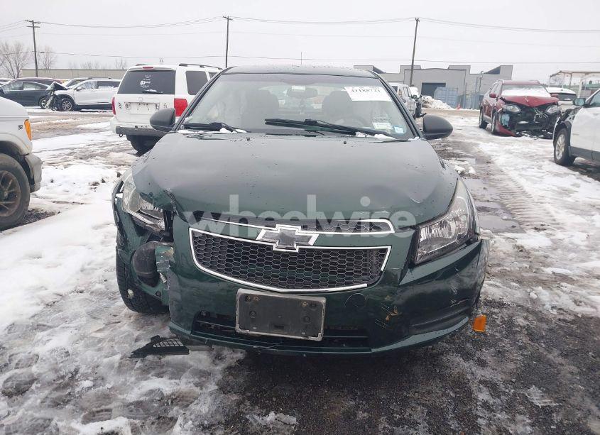 Photo 12 of 2014 Chevrolet Cruze LS AUTO (VIN 1G1PA5SG1E7344642)