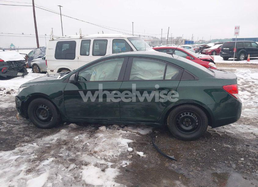 Photo 14 of 2014 Chevrolet Cruze LS AUTO (VIN 1G1PA5SG1E7344642)