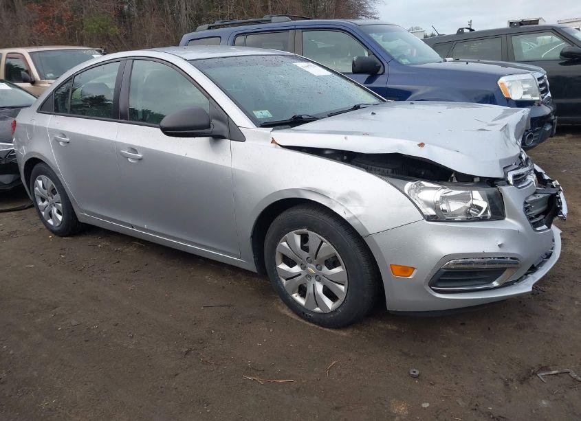 2015 Chevrolet Cruze LS AUTO (VIN 1G1PA5SG1F7121843) main photo