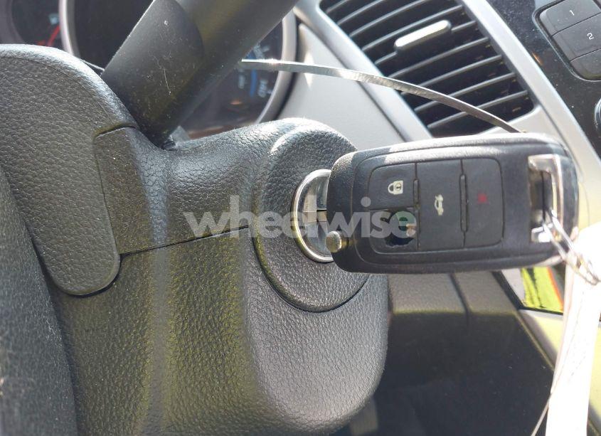 Photo 11 of 2013 Chevrolet Cruze LS AUTO (VIN 1G1PA5SG2D7179876)