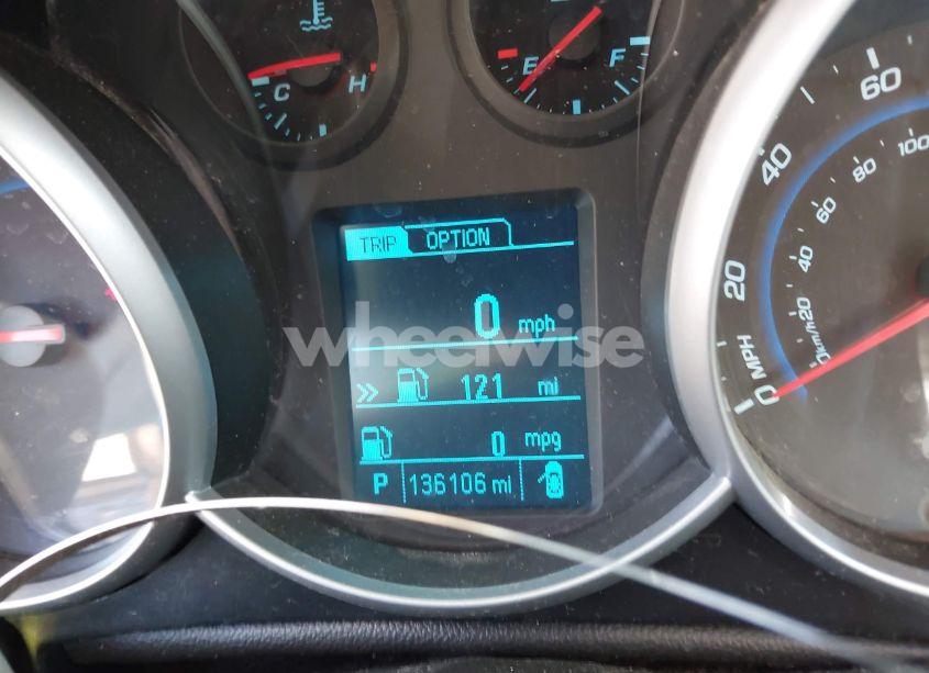 Photo 15 of 2013 Chevrolet Cruze LS AUTO (VIN 1G1PA5SG2D7179876)