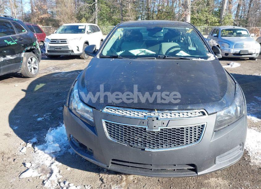 Photo 12 of 2013 Chevrolet Cruze LS AUTO (VIN 1G1PA5SG2D7238781)