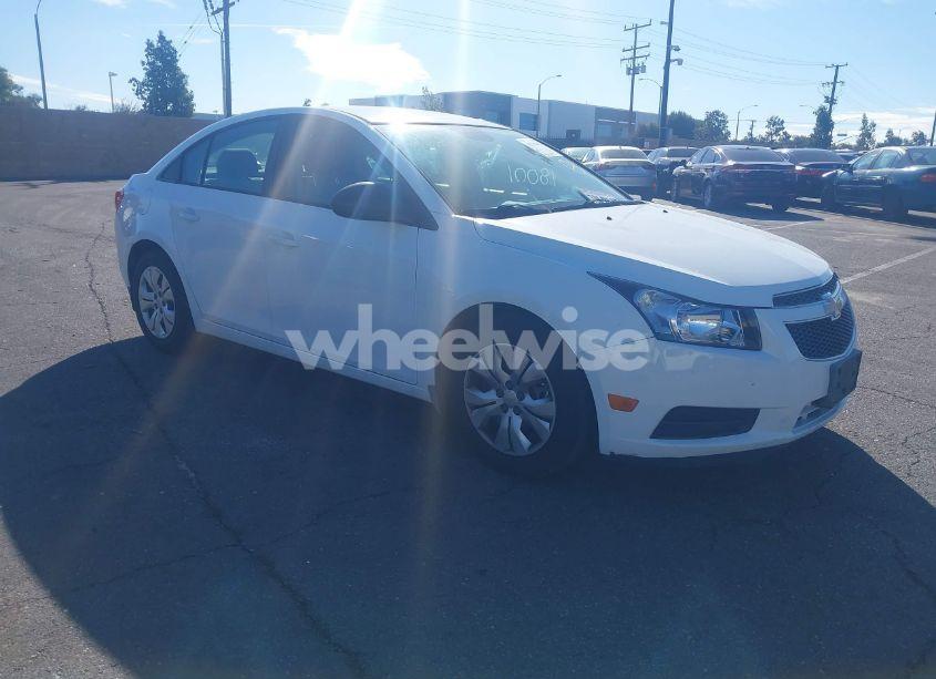 2013 Chevrolet Cruze LS AUTO (VIN 1G1PA5SG2D7277693) main photo