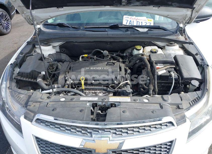 Photo 10 of 2013 Chevrolet Cruze LS AUTO (VIN 1G1PA5SG2D7277693)