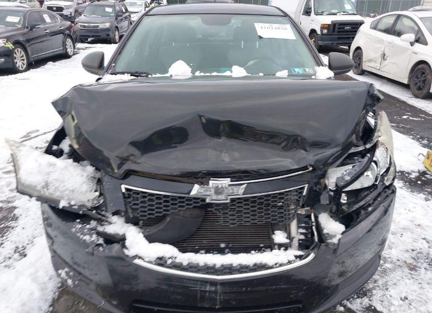 Photo 12 of 2013 Chevrolet Cruze LS AUTO (VIN 1G1PA5SG2D7281288)