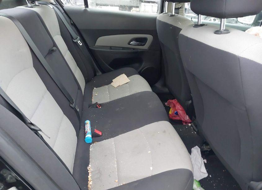 Photo 8 of 2013 Chevrolet Cruze LS AUTO (VIN 1G1PA5SG2D7281288)