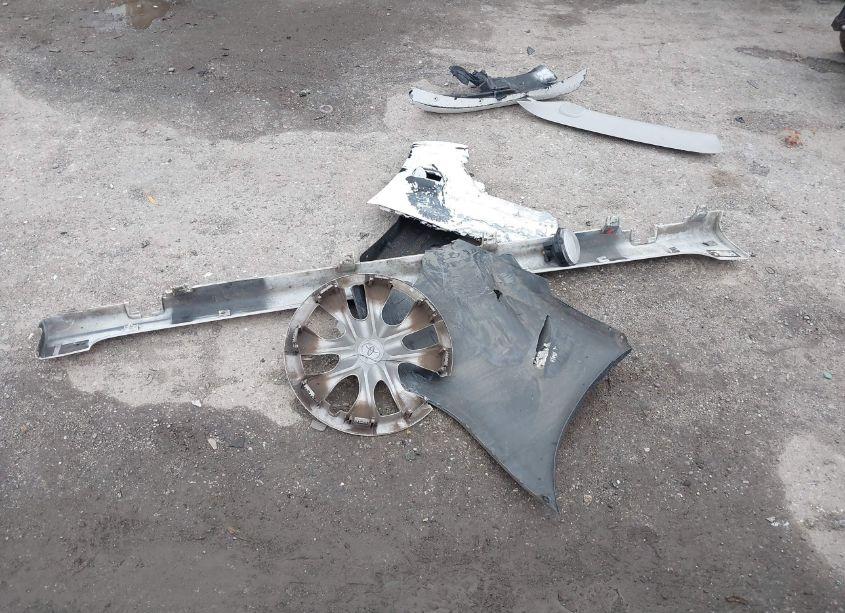 Photo 12 of 2013 Chevrolet Cruze LS AUTO (VIN 1G1PA5SG2D7282733)