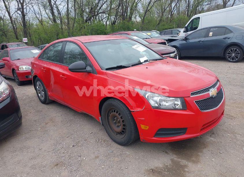 2014 Chevrolet Cruze LS AUTO (VIN 1G1PA5SG2E7151755) main photo