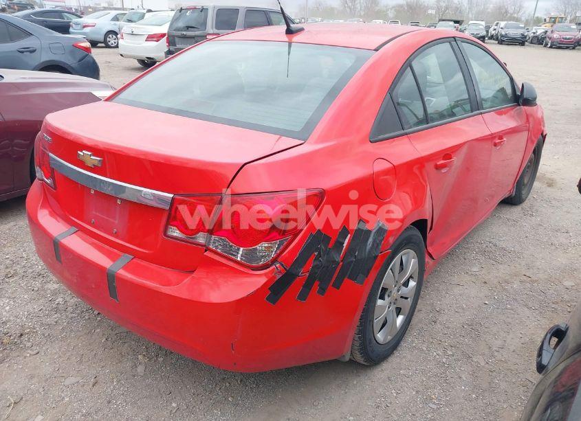 Photo 4 of 2014 Chevrolet Cruze LS AUTO (VIN 1G1PA5SG2E7151755)