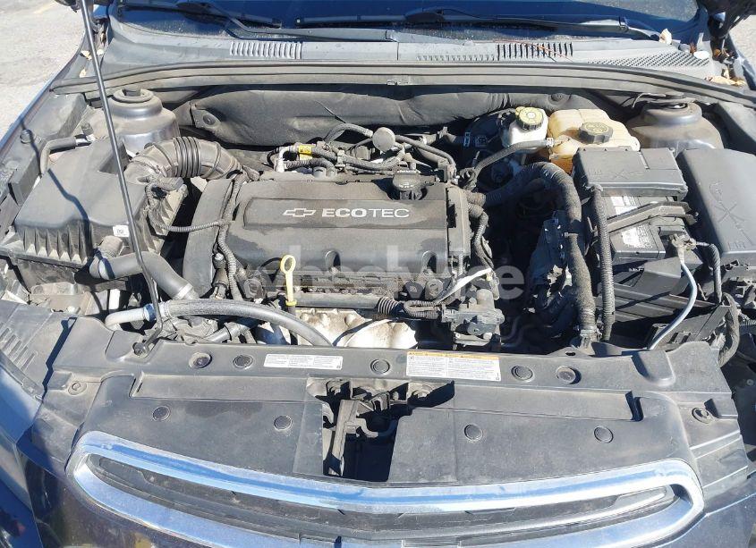 Photo 10 of 2015 Chevrolet Cruze LS AUTO (VIN 1G1PA5SG2F7230392)