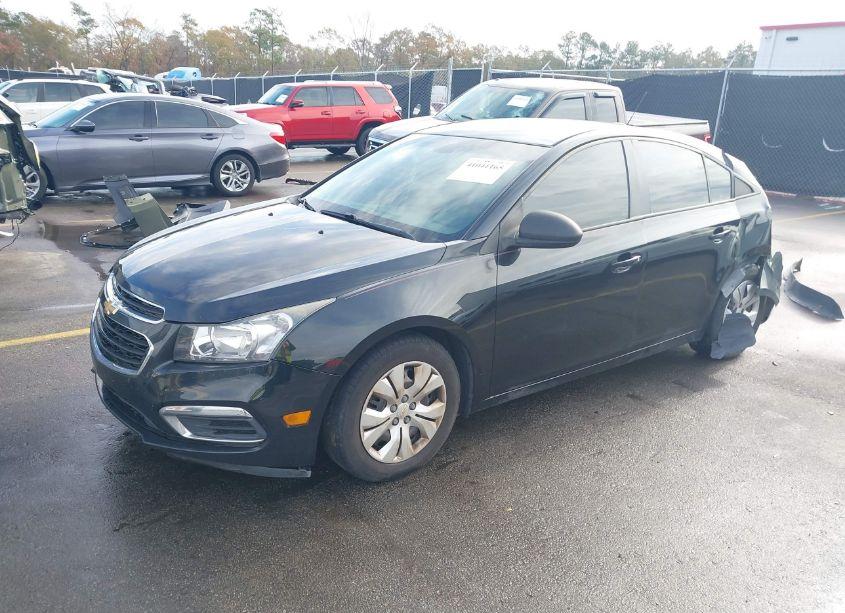 Photo 2 of 2015 Chevrolet Cruze LS AUTO (VIN 1G1PA5SG2F7238458)