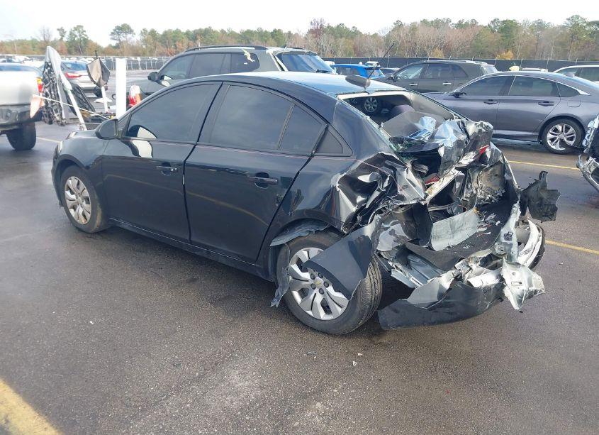 Photo 3 of 2015 Chevrolet Cruze LS AUTO (VIN 1G1PA5SG2F7238458)