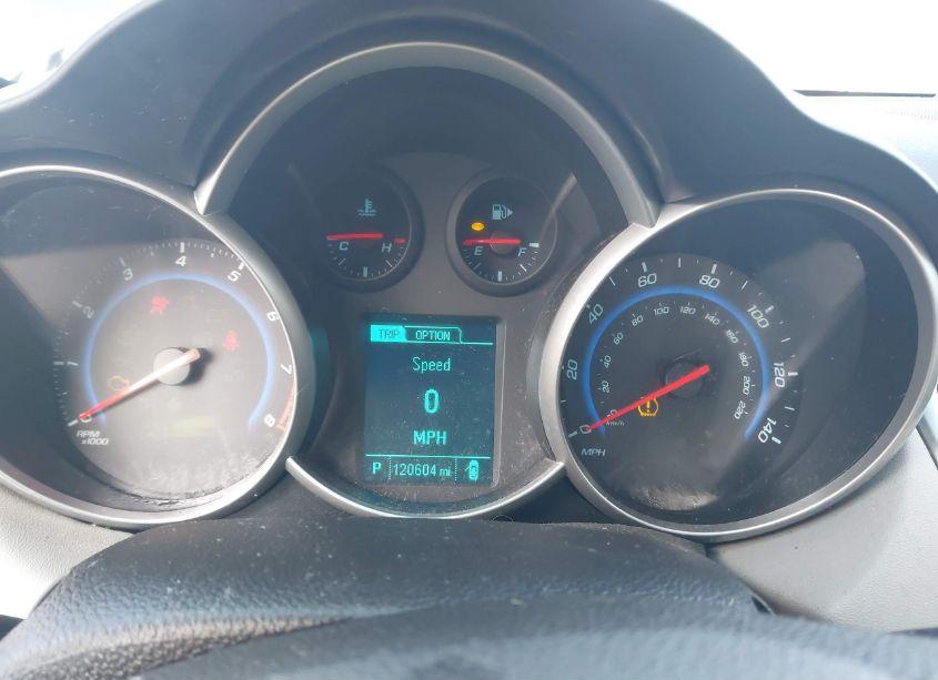 Photo 7 of 2015 Chevrolet Cruze LS AUTO (VIN 1G1PA5SG2F7238458)