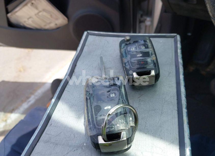 Photo 11 of 2013 Chevrolet Cruze LS AUTO (VIN 1G1PA5SG3D7119833)