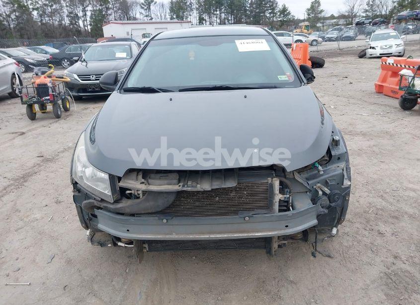Photo 12 of 2013 Chevrolet Cruze LS AUTO (VIN 1G1PA5SG3D7120013)