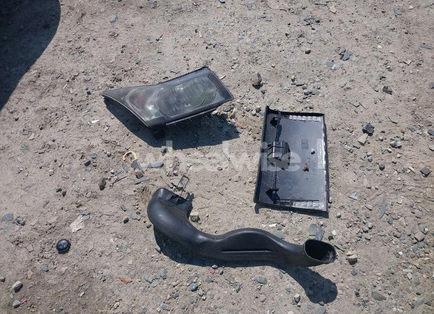 Photo 12 of 2013 Chevrolet Cruze LS AUTO (VIN 1G1PA5SG3D7220368)