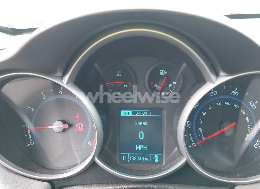 Photo 7 of 2014 Chevrolet Cruze LS AUTO (VIN 1G1PA5SG3E7240315)