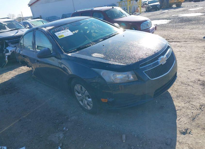 2014 Chevrolet Cruze LS AUTO (VIN 1G1PA5SG3E7370336) main photo