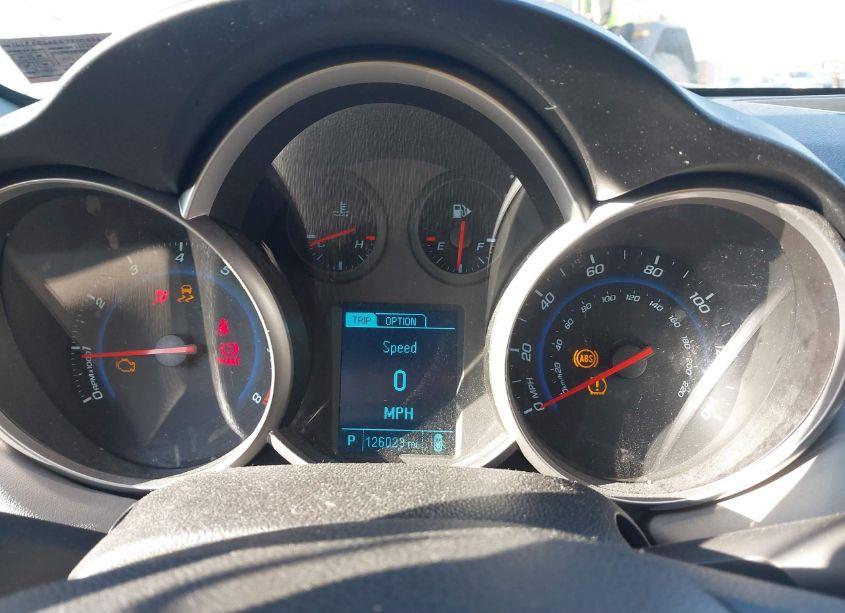 Photo 7 of 2014 Chevrolet Cruze LS AUTO (VIN 1G1PA5SG3E7370336)