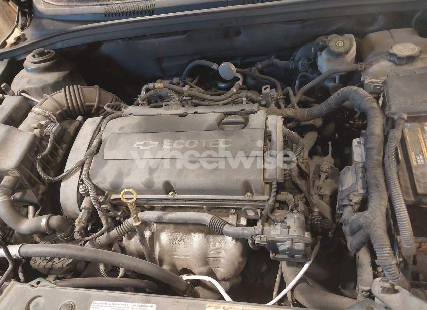 Photo 10 of 2014 Chevrolet Cruze LS AUTO (VIN 1G1PA5SG3E7422788)