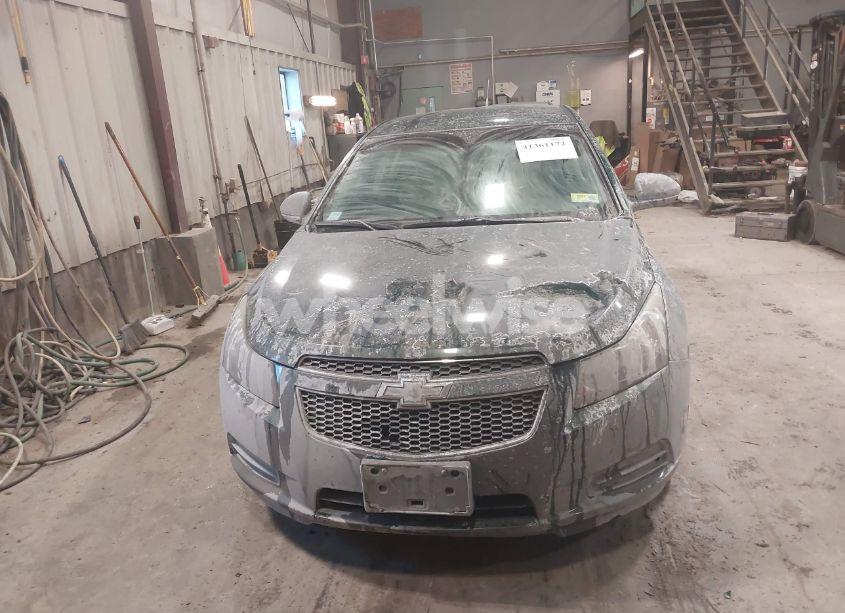 Photo 6 of 2014 Chevrolet Cruze LS AUTO (VIN 1G1PA5SG3E7422788)