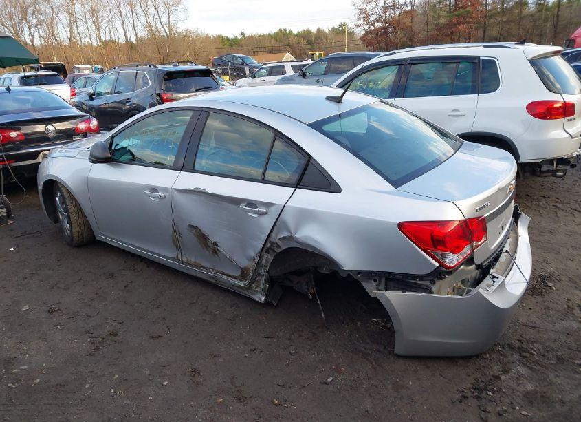 Photo 15 of 2014 Chevrolet Cruze LS AUTO (VIN 1G1PA5SG3E7480674)