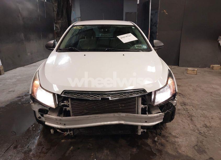 Photo 13 of 2013 Chevrolet Cruze LS AUTO (VIN 1G1PA5SG4D7234893)