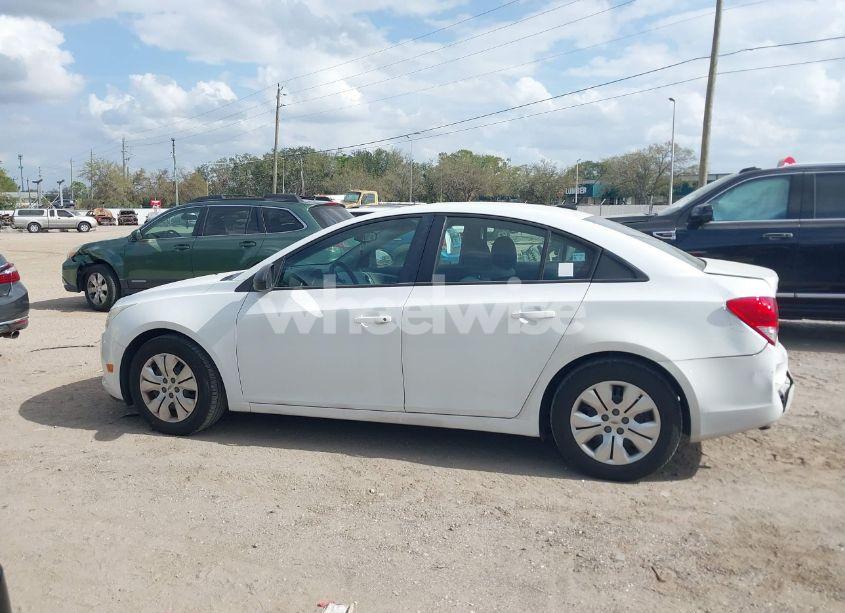 Photo 14 of 2013 Chevrolet Cruze LS AUTO (VIN 1G1PA5SG4D7268204)