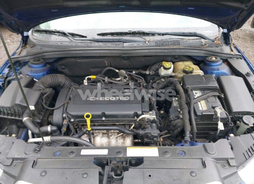 Photo 10 of 2013 Chevrolet Cruze LS AUTO (VIN 1G1PA5SG4D7280840)