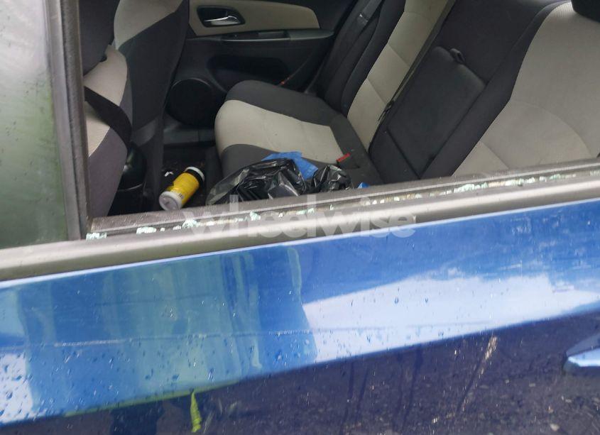 Photo 12 of 2013 Chevrolet Cruze LS AUTO (VIN 1G1PA5SG4D7280840)