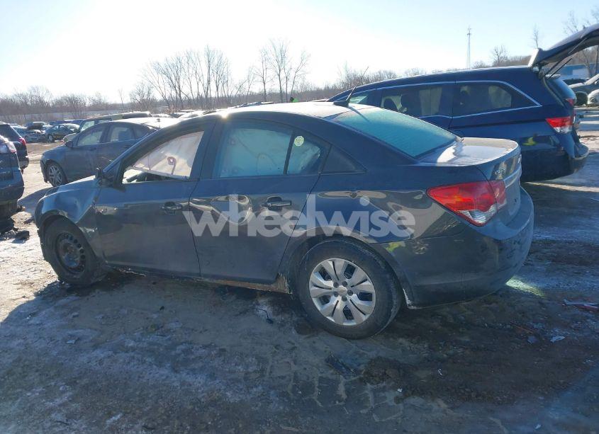 Photo 15 of 2014 Chevrolet Cruze LS AUTO (VIN 1G1PA5SG4E7129160)