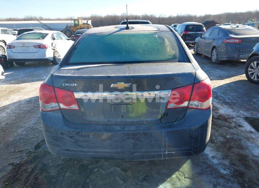 Photo 17 of 2014 Chevrolet Cruze LS AUTO (VIN 1G1PA5SG4E7129160)
