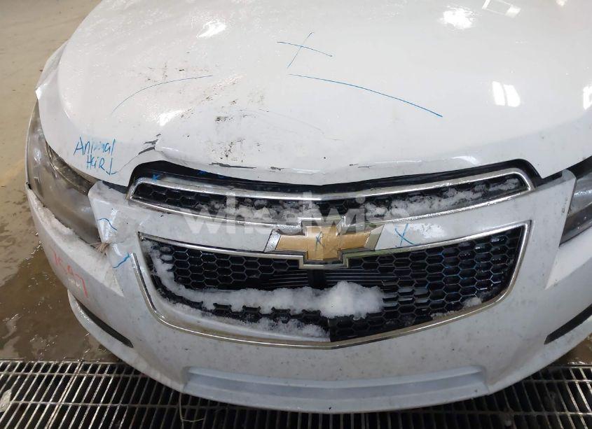 Photo 6 of 2014 Chevrolet Cruze LS AUTO (VIN 1G1PA5SG4E7155645)