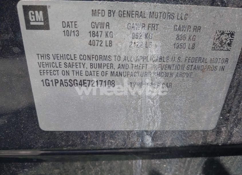 Photo 9 of 2014 Chevrolet Cruze LS AUTO (VIN 1G1PA5SG4E7217108)