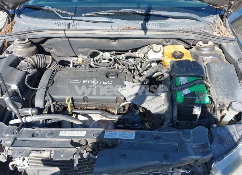 Photo 10 of 2014 Chevrolet Cruze LS AUTO (VIN 1G1PA5SG4E7263487)