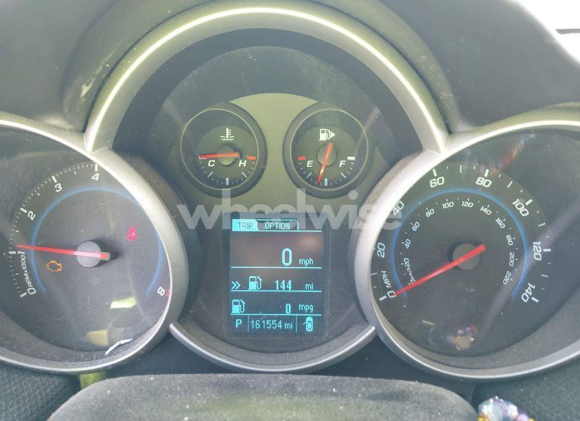 Photo 7 of 2014 Chevrolet Cruze LS AUTO (VIN 1G1PA5SG4E7263487)