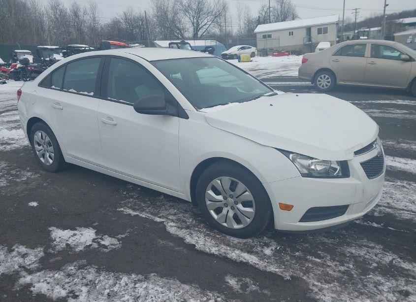 2014 Chevrolet Cruze LS AUTO (VIN 1G1PA5SG4E7274232) main photo