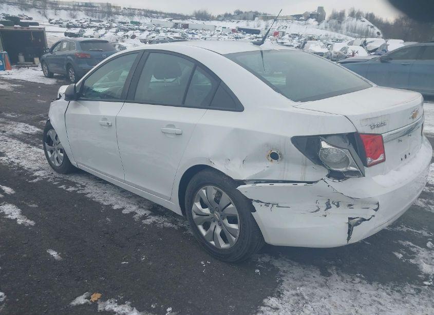 Photo 3 of 2014 Chevrolet Cruze LS AUTO (VIN 1G1PA5SG4E7274232)