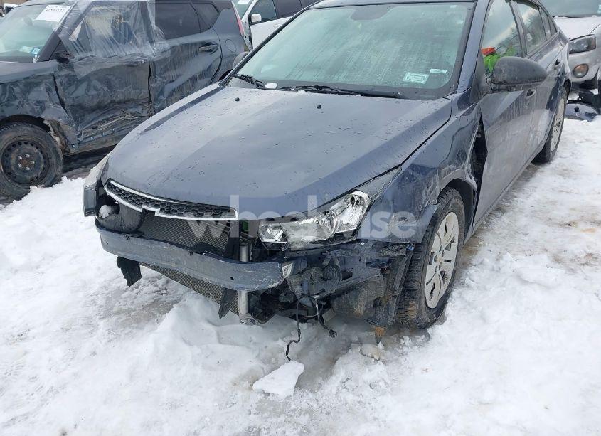 Photo 6 of 2014 Chevrolet Cruze LS AUTO (VIN 1G1PA5SG4E7457291)