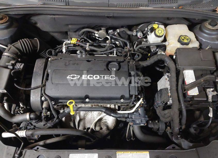 Photo 10 of 2014 Chevrolet Cruze LS AUTO (VIN 1G1PA5SG4E7467982)