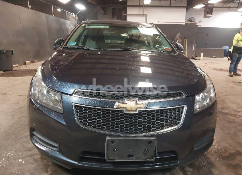 Photo 12 of 2014 Chevrolet Cruze LS AUTO (VIN 1G1PA5SG4E7467982)