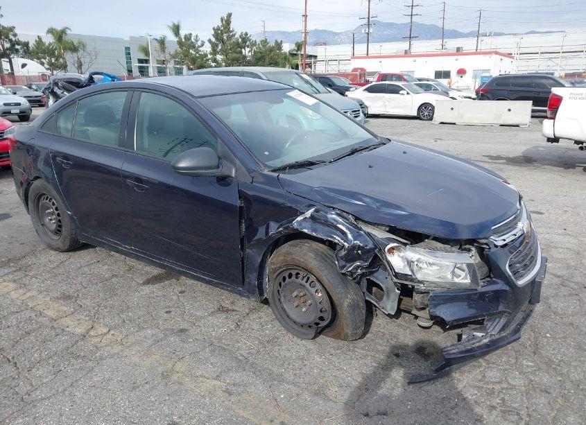 2015 Chevrolet Cruze LS AUTO (VIN 1G1PA5SG4F7191143) main photo