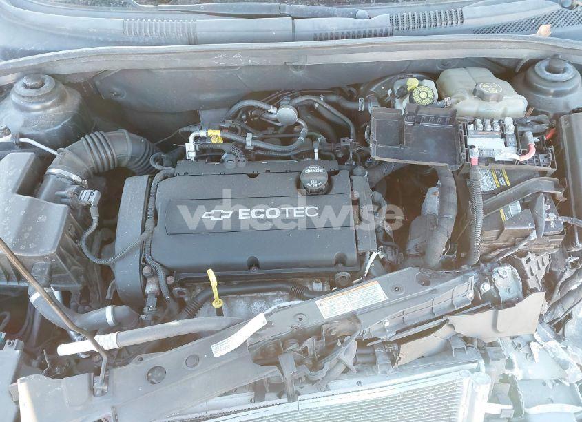 Photo 10 of 2015 Chevrolet Cruze LS AUTO (VIN 1G1PA5SG4F7220690)