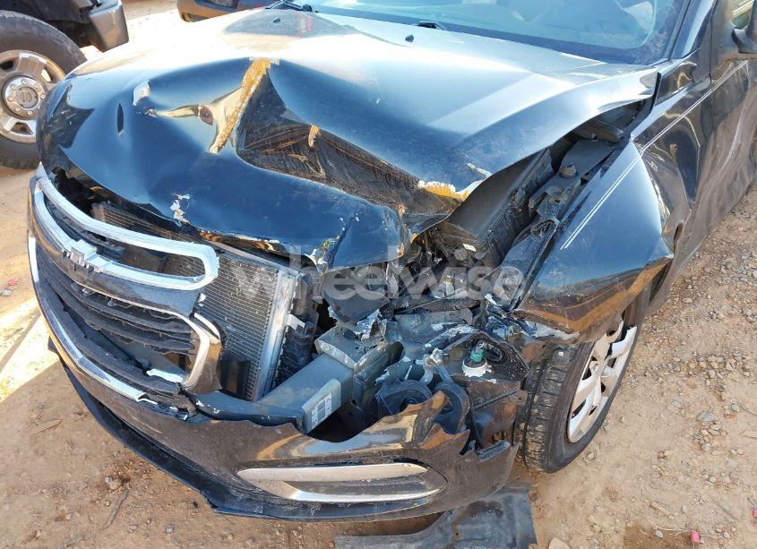 Photo 6 of 2015 Chevrolet Cruze LS AUTO (VIN 1G1PA5SG4F7220690)