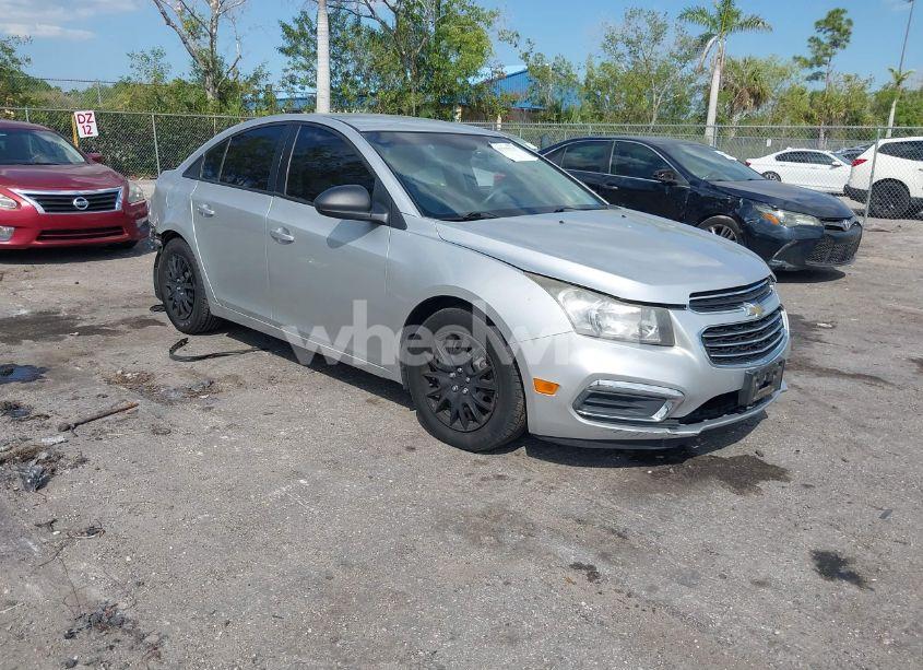 2015 Chevrolet Cruze LS AUTO (VIN 1G1PA5SG4F7257884) main photo
